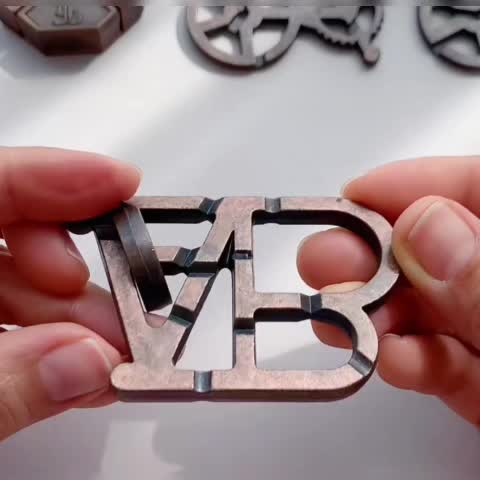 4pcs/Set Metal Puzzle Ring Disassembly Challenge