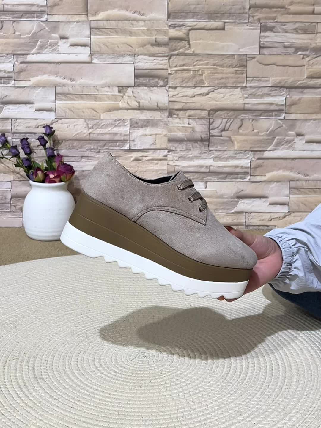 Plus Size Two-Tone Platform Thick Sole Lace-Up Flat Shoes for Women