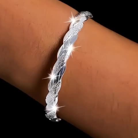 Women's Möbius Ring Intertwined Wrap Fashionable Bracelet