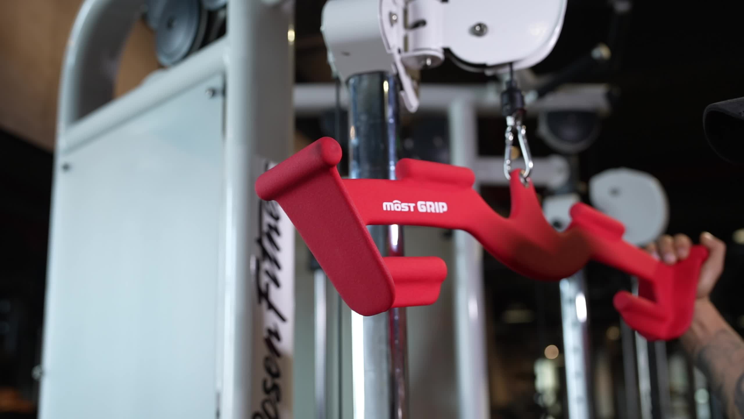 LAT Pulldown Attachment Set with Triangular Stability Bar