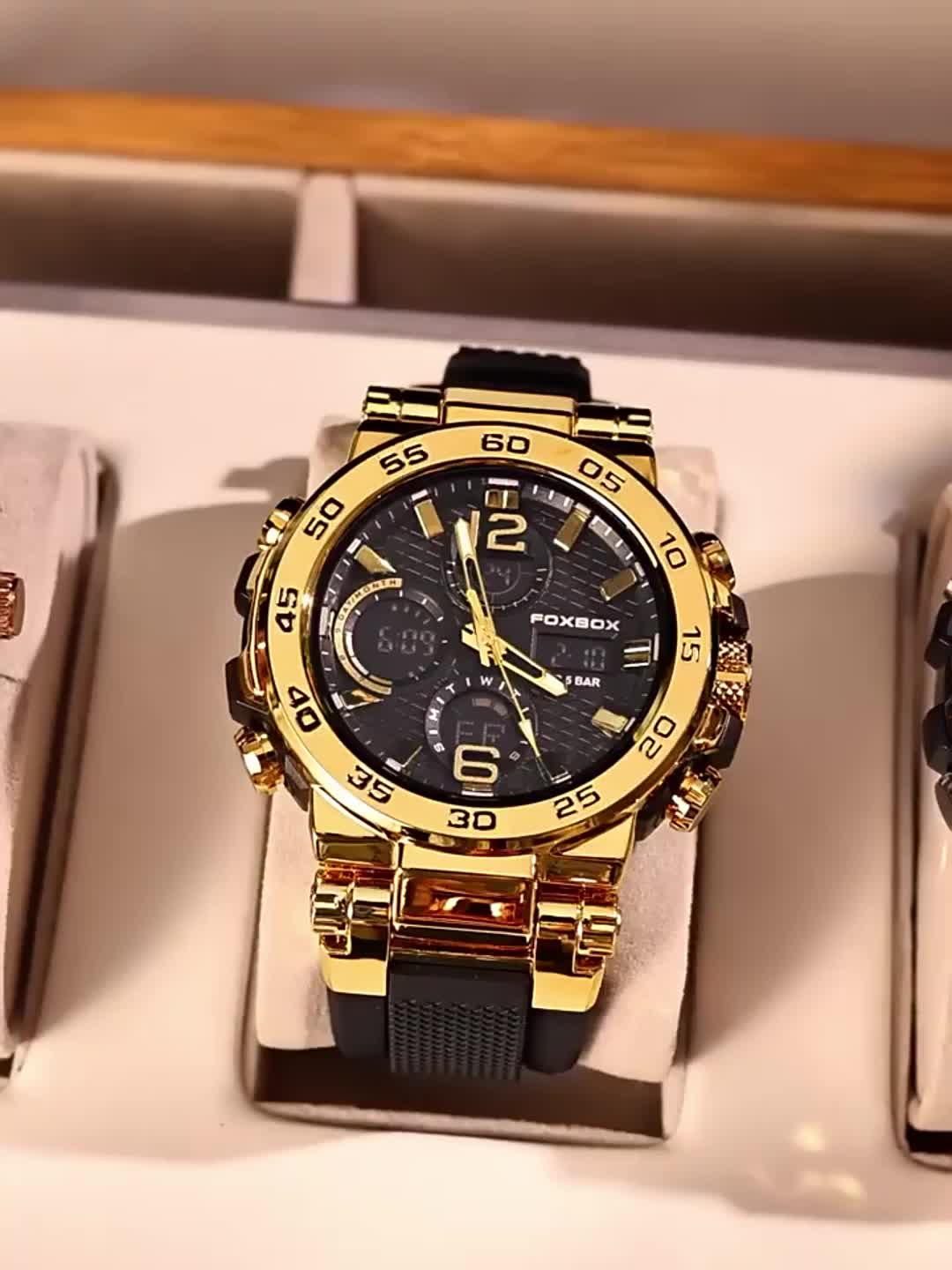 FOXBOX Stylish Men's Digital Watch Set, Waterproof Design
