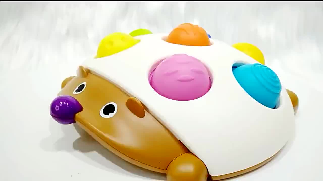 Sensory Baby Toy for Infants with Hedgehog Design
