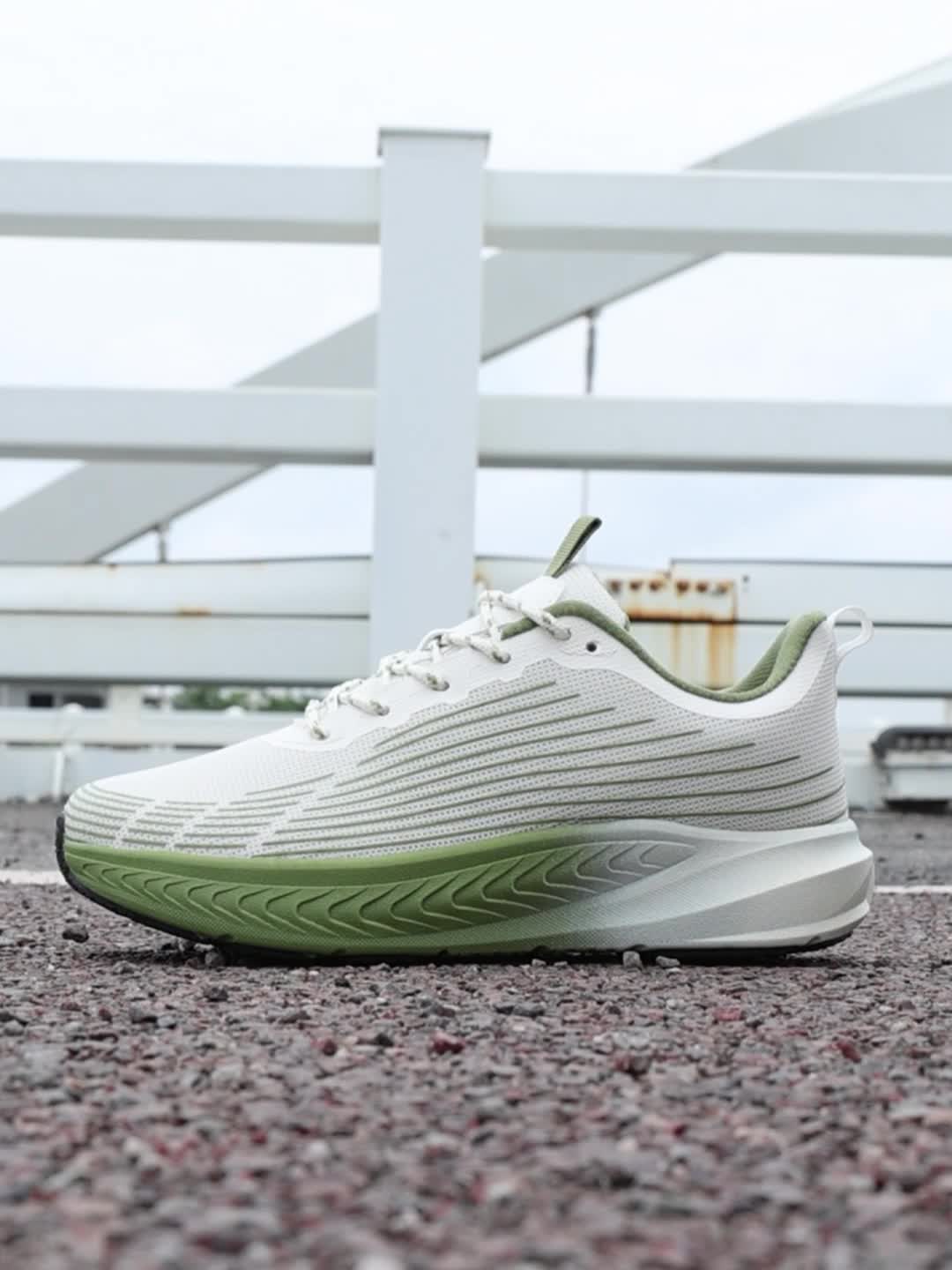 Wide Sole Large Size Men's Running Shoes