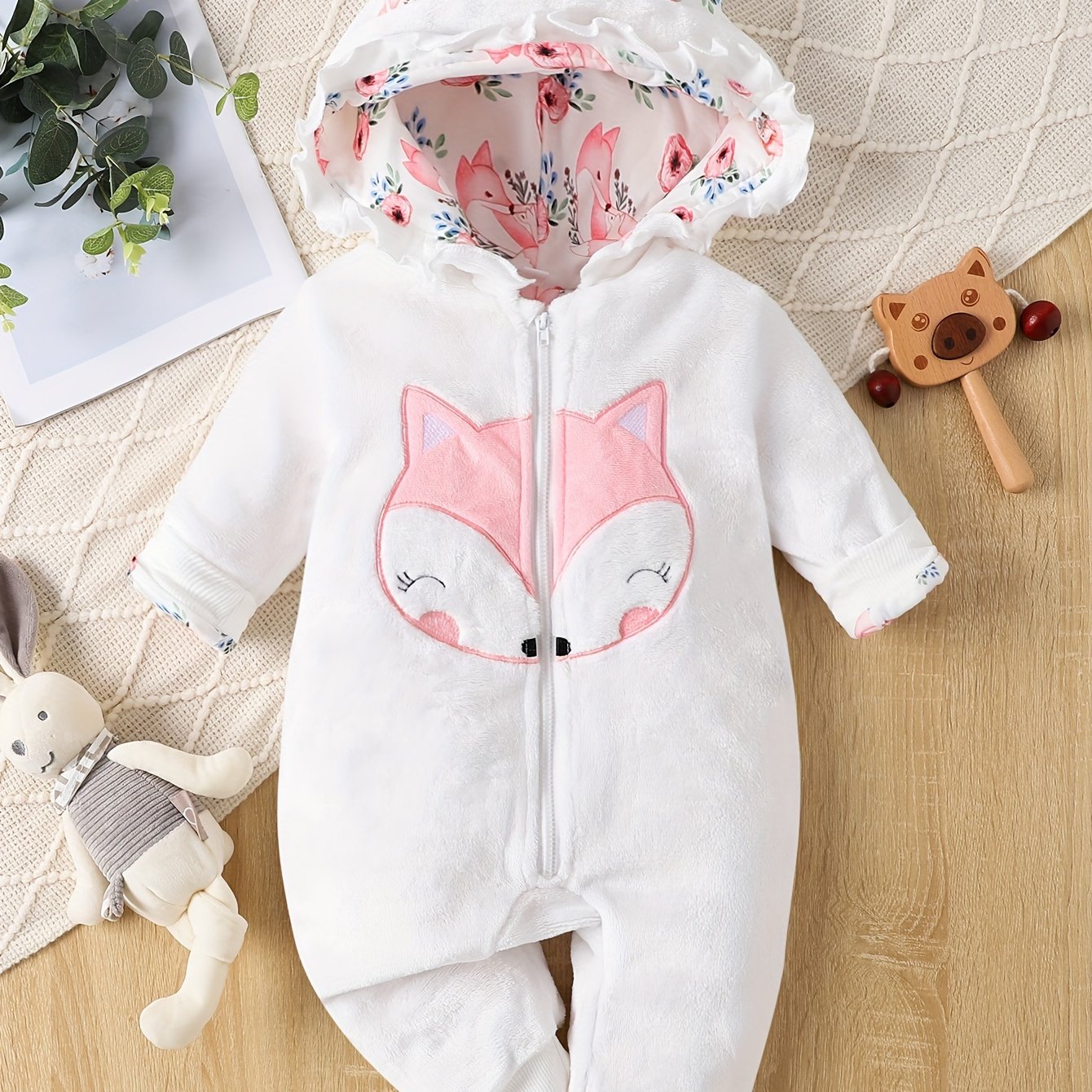 Cute Patterned Long-sleeve Zip-up Onesie For Baby Girls, Perfect For Autumn And Winter, For Outdoor