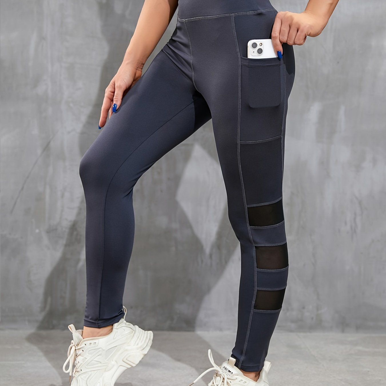 Leggings with outlet cell phone pocket