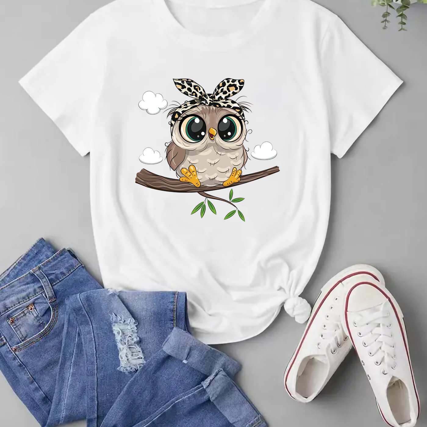 Camiseta Kawaii Anime Girl Print, manga curta gola redonda Top casual para  primavera e verão, roupas femininas - Temu Portugal