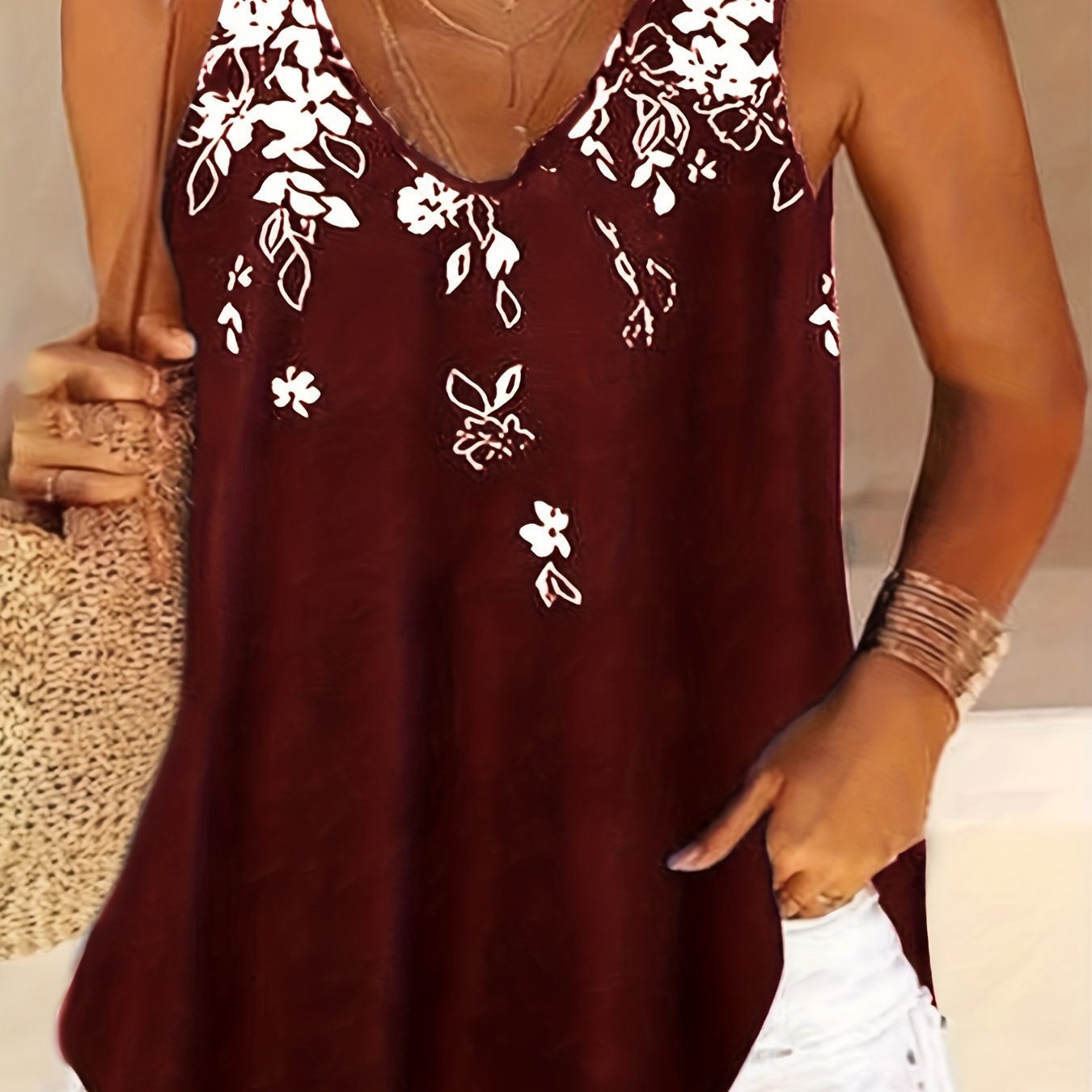 Image of Plus Size, Plus Size Casual Tank Top, Women's Plus Floral Print V Neck Stretch Tank Top