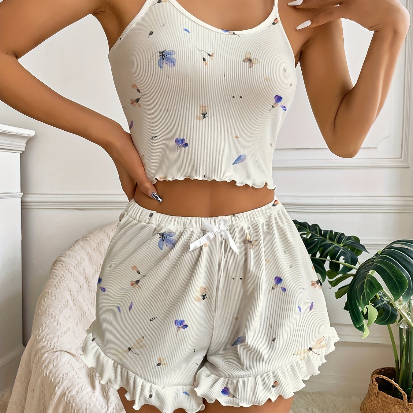 Image of Floral Print Pajama Set, Lettuce Trim Cami Top & Ruffle Hem Shorts, Women's Sleepwear & Loungewear