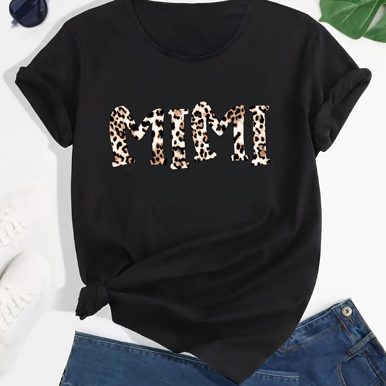 Wild & Stylish: Leopard Print Mimi Graphic T-shirt For Women - Perfect For Summer Sports & Casual Wear!
