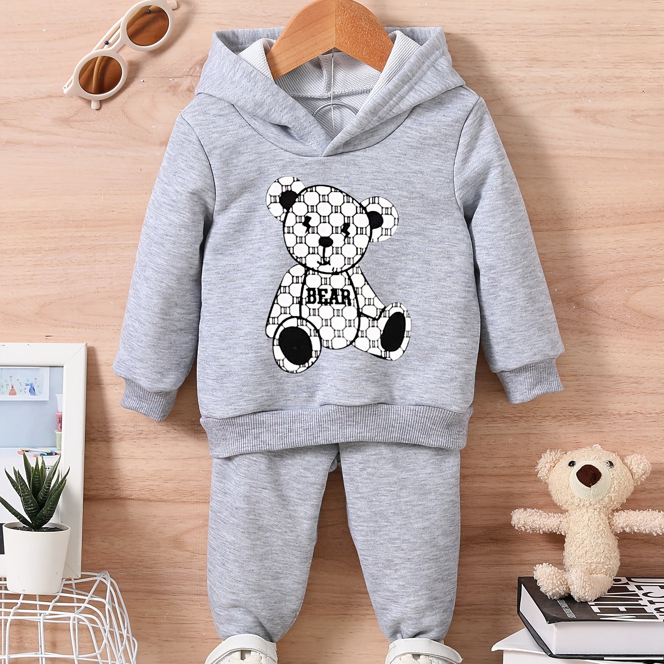 Baby Girls Boys New Cute Bear Hooded Double-sided Fleece Pullover Top Pants  Two-pieces Set, Kids Clothes Autumn And Winter