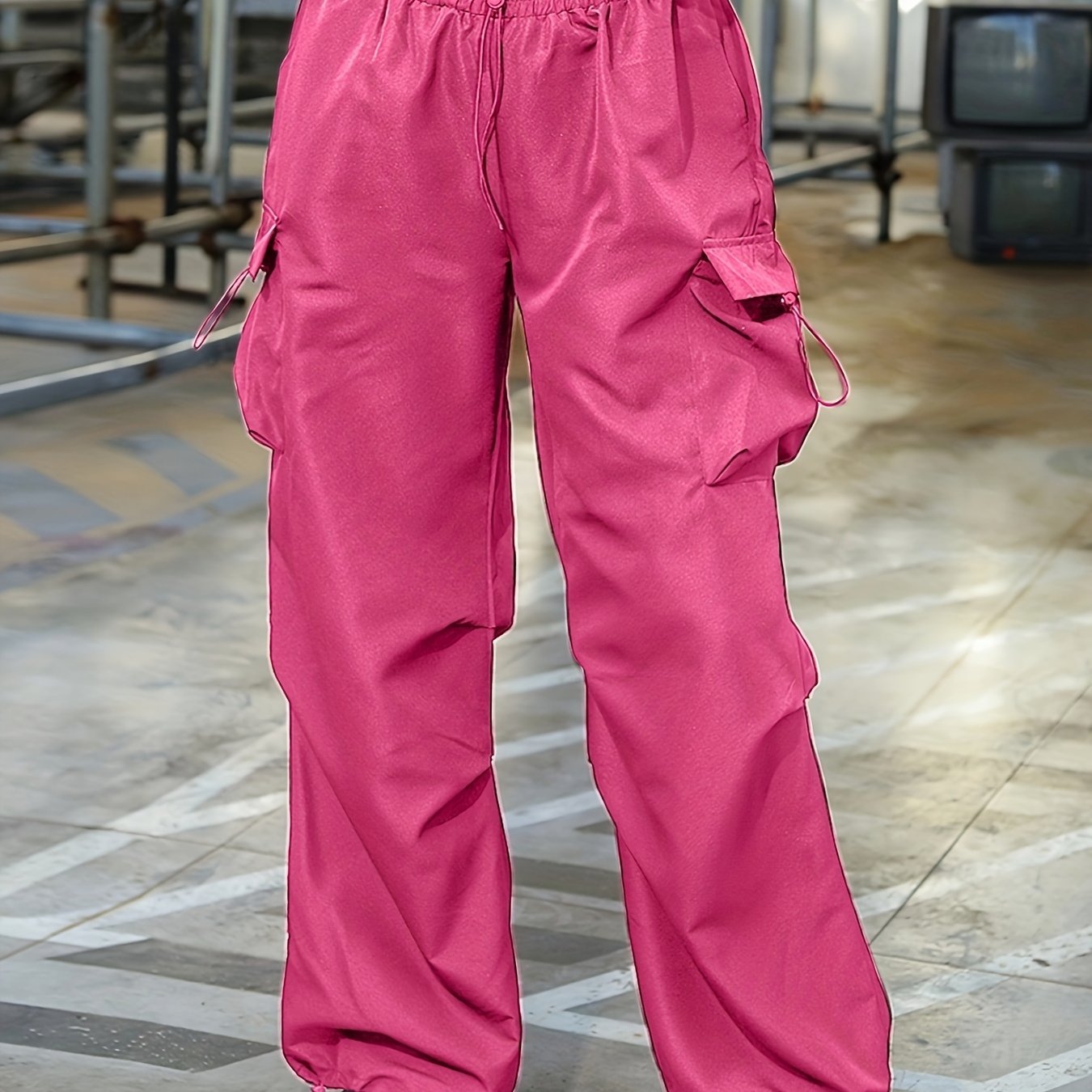 Hot pink cargo pants… Um yes please!!💕💕 #targetstyles #cargopants  #targetteacher #affordablefashion #ltkunder20 #ltkunder30 #ltk…