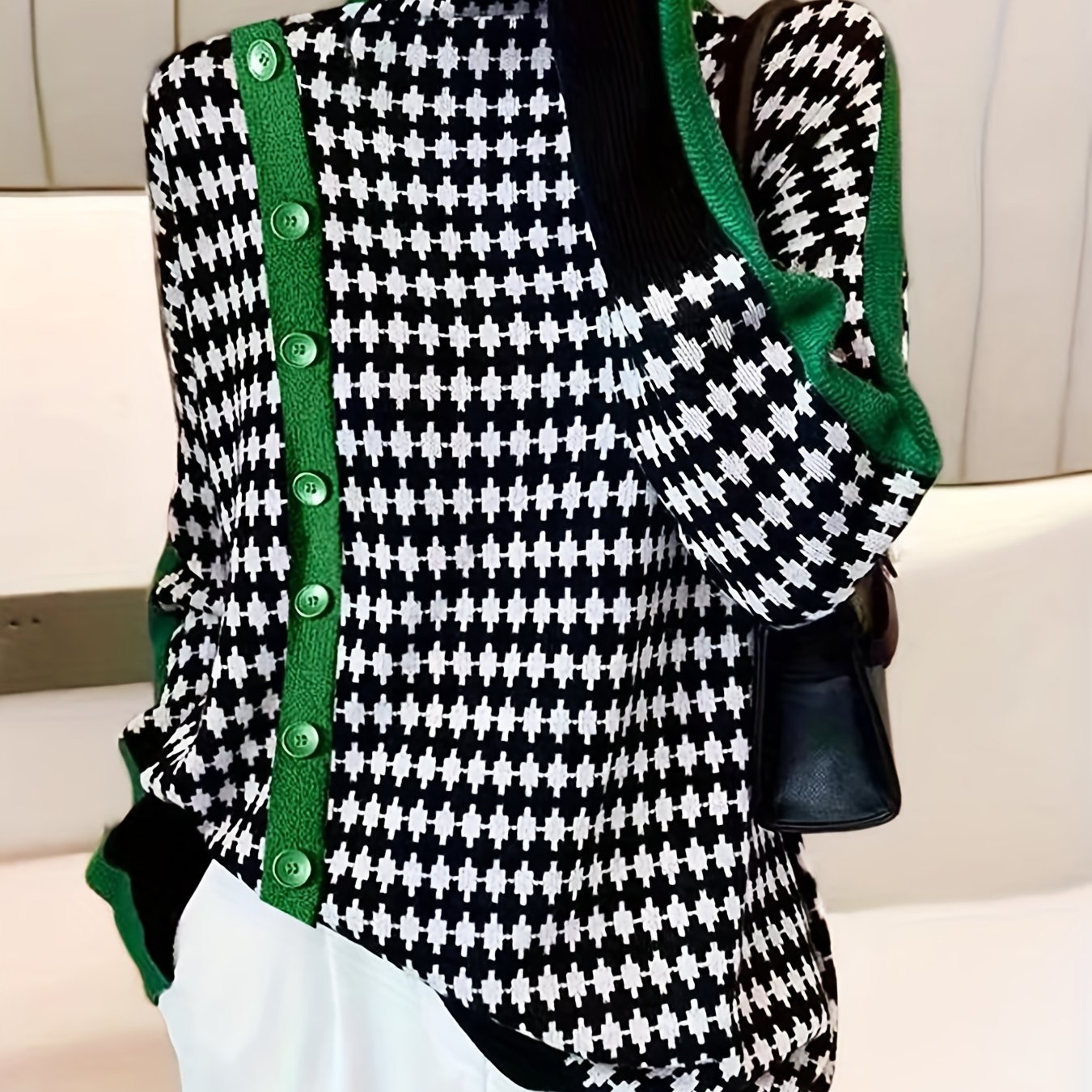 High Elastic Loose Fitting Neck Long Sleeved Sweater