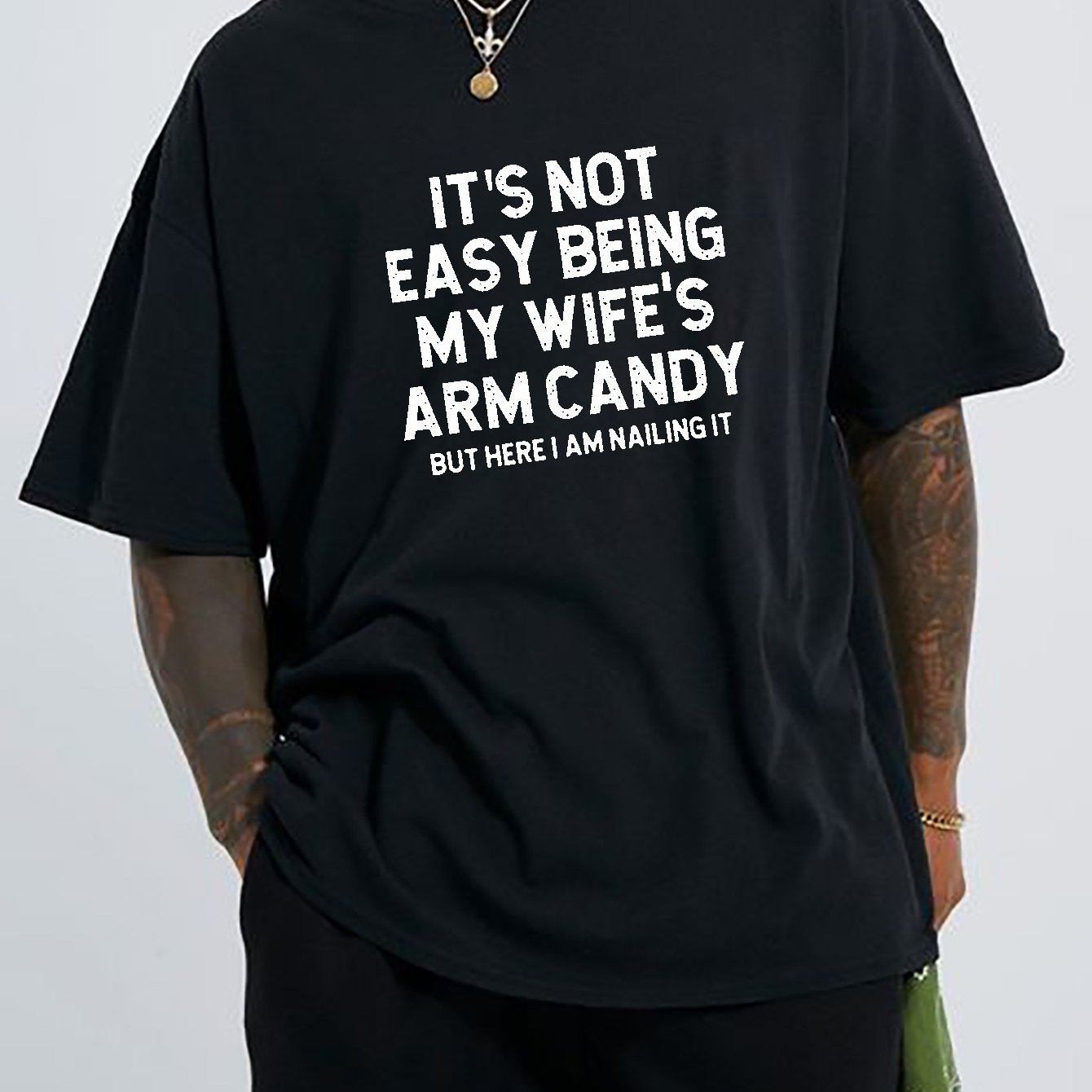 TEMU Men's Plus Size "it's Not Easy Being My Wife's Arm Candy" Graphic Print T-shirt For Summer, Casual Trendy Short Sleeve Tees For Males, Men's Clothing