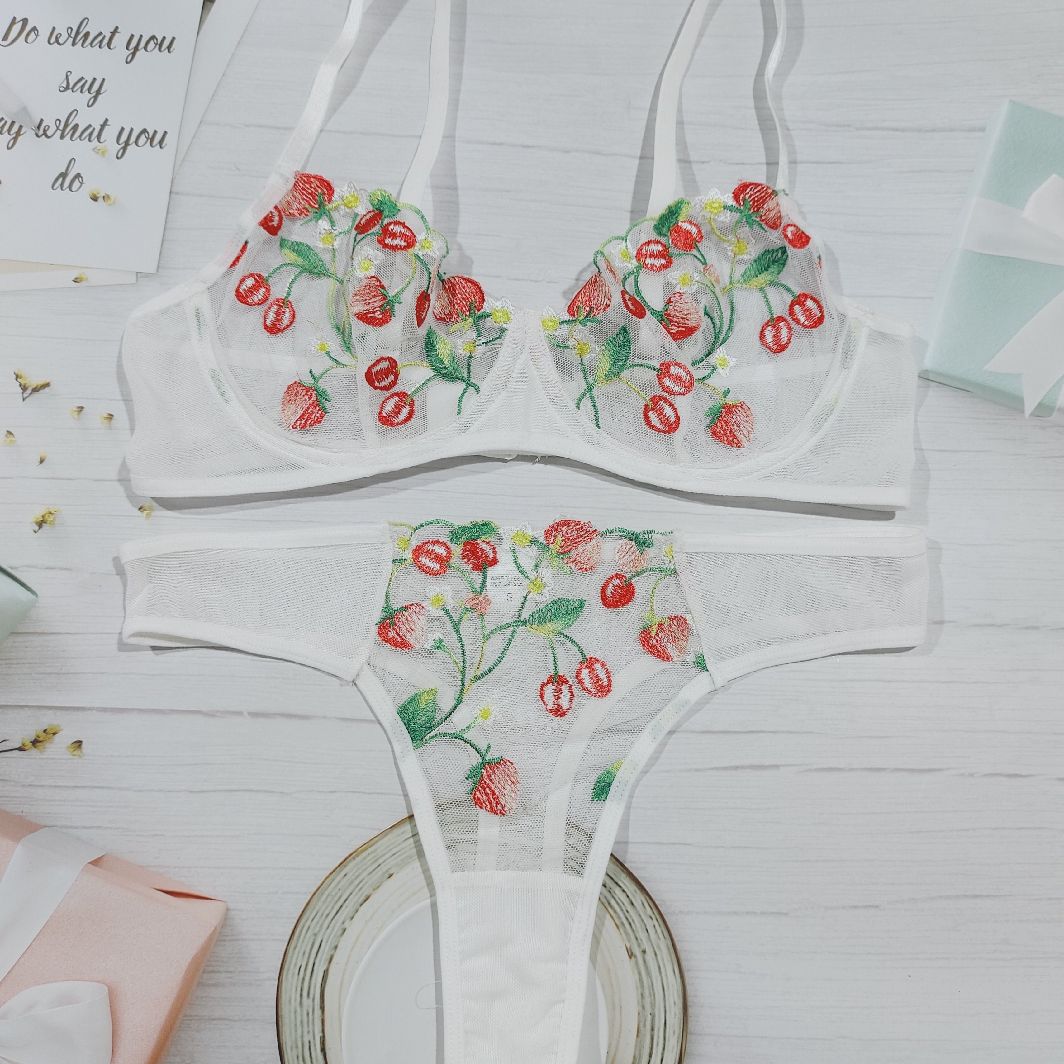  Bolayu Floral Embroidered Mesh Lingerie Set Women's