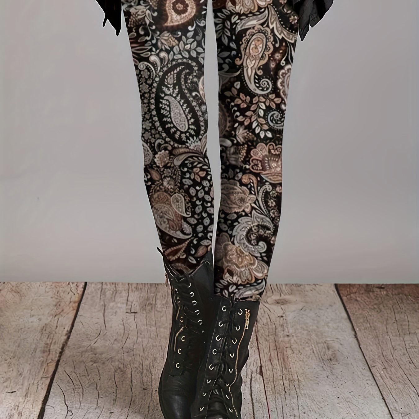 Black paisley clearance leggings