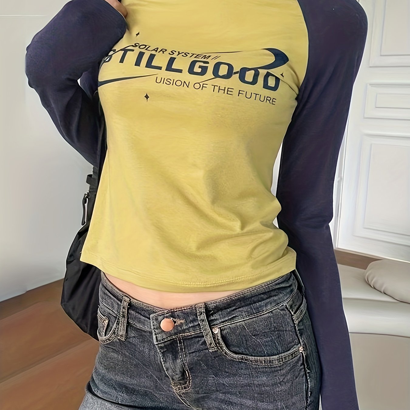 Image of Letter Print Design Women's Casual Sport T-shirt, 2023 Autumn New Arrival, Hot Vacation Outerwear, Casual Long Sleeve