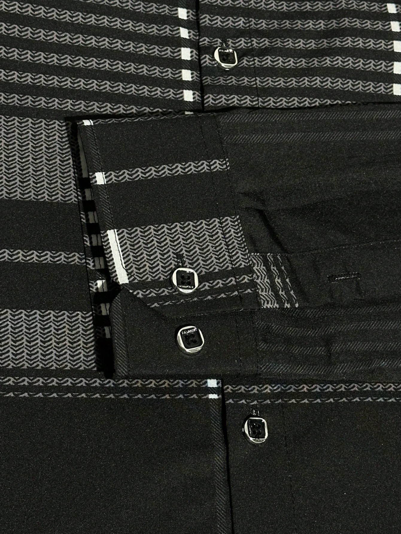 Ropa de Hombre, Camisas de Fiesta para Hombre, Ropa de Invierno para Hombre. Estilo Casual de Negocios Maduro, Elegante y con Estilo. Trajes de Fiesta, Trajes para Citas, Trajes de Navidad.