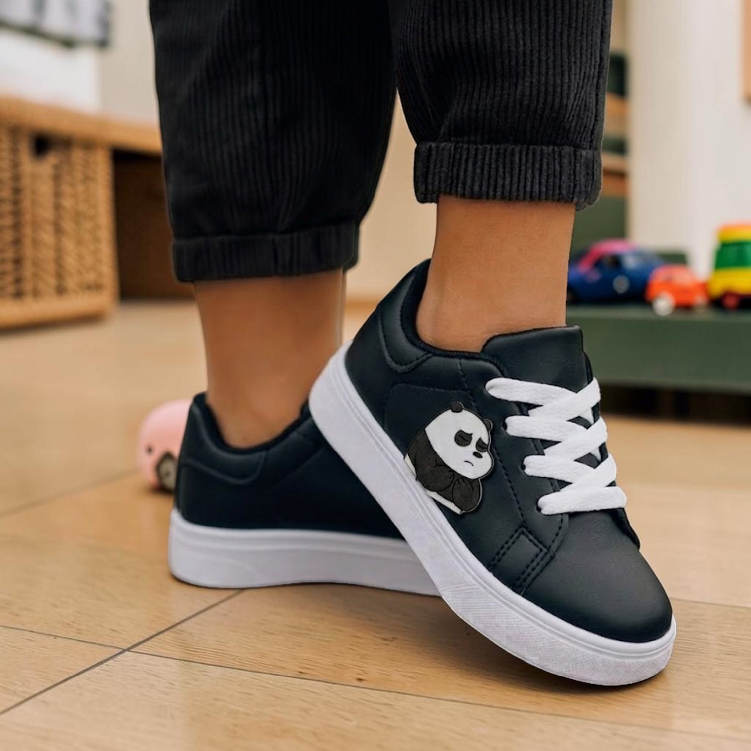 Zapatillas casuales blancas de moda con Estampado de Corazon y Panda ideales para y actividades al aire libre -…: retailer-supplied image