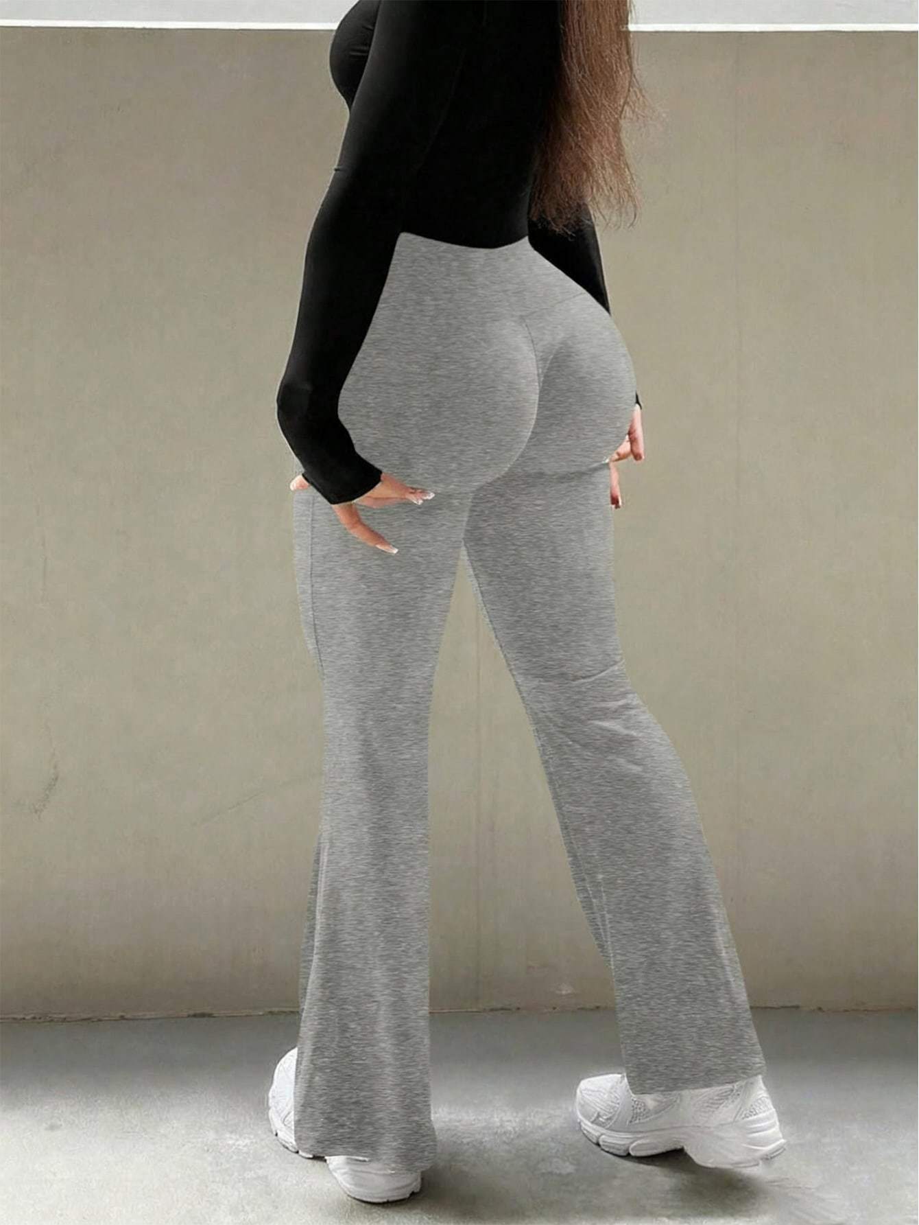 Pantalones acampanados ajustados para mujer, casuales y cómodos, adecuados para el uso diario en casa, adecuados para la temporada de graduación y el Día de la Independencia.