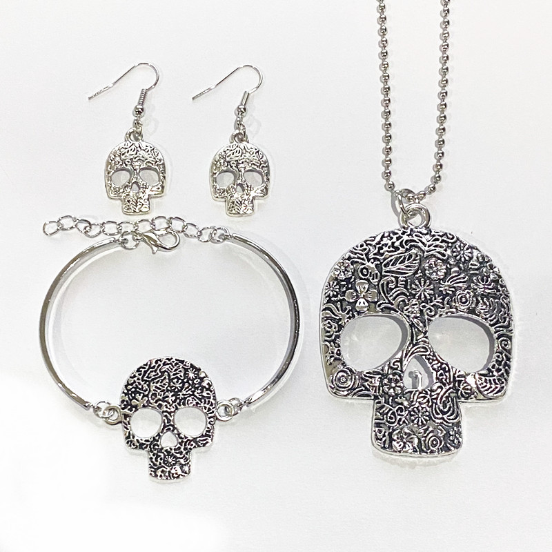 

4- Skull Necklace Bracelet Earring Set Style3