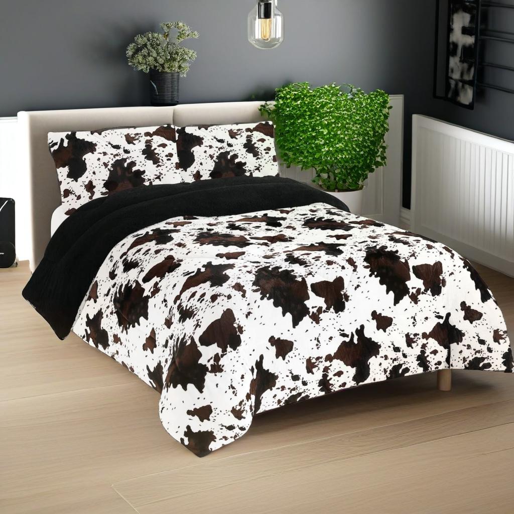 

Luxurious King Size Cow Print Comforter Set – Includes Comforter And 2 Pillow Shams, Soft Microfiber, Hypoallergenic, Décor