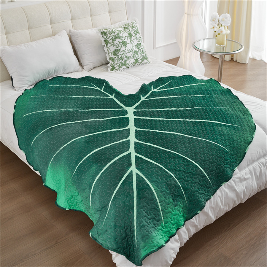 

1pc Green Leaf Shape Flannel Blanket, Soft Cozy Throw Blanket Nap Blanket For Travel Sofa Bed Office Home Decor, Birthday Holiday Gift Blanket For Boys Girls Adults, Available All Season