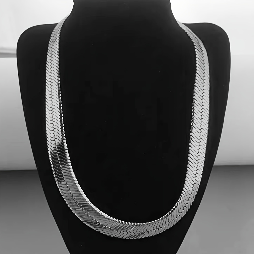 

1pc 9mm Width Silvery Plated Chain Necklace For Men, Herringbone Chain Classic Clavicle Chain Jewelry.mens Hip Cuban Chian Style Necklace 20inch&24inch&30inch