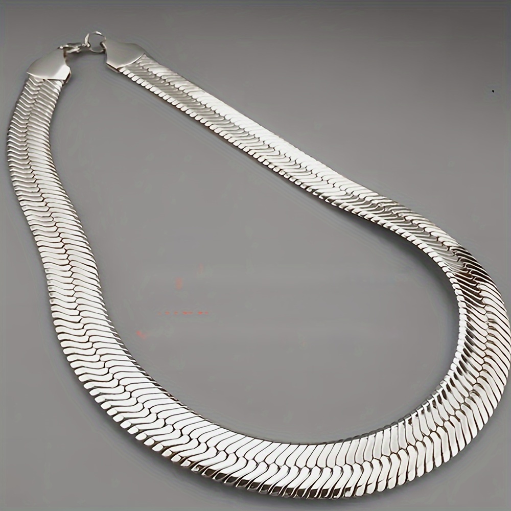 

1pc 7mm Width Silvery Plated Chain Necklace For Men, Herringbone Chain Classic Clavicle Chain Jewelry.mens Hip Cuban Chian Style Necklace 20inch&24inch&30inch