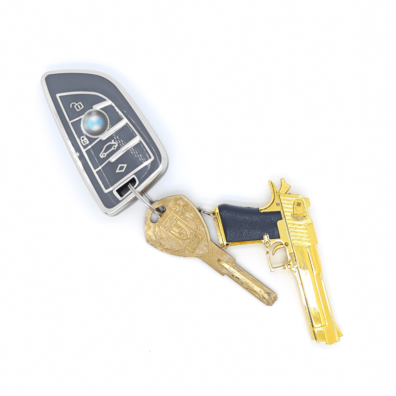 Porte-clés Doré – Charmant International – Miniature En Métal – Fabriqué Au Japon