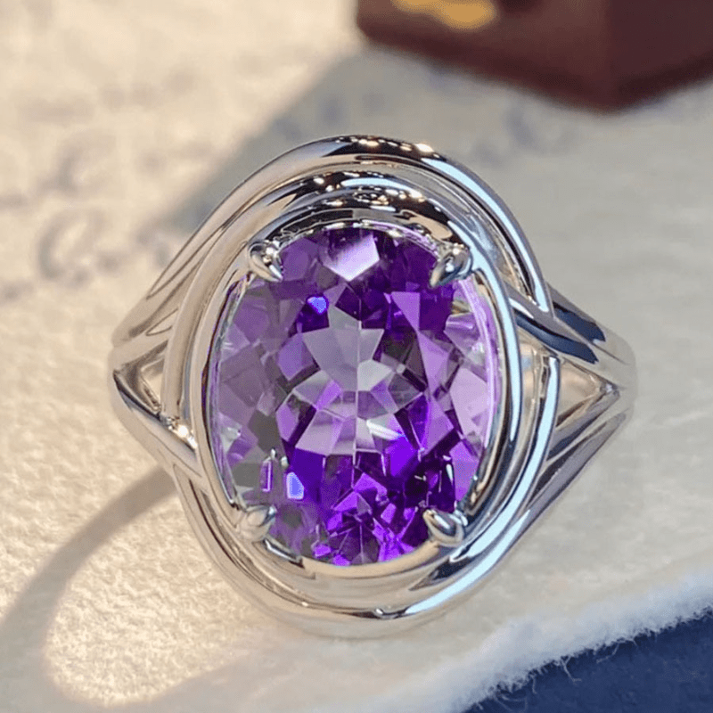 

1pc Exquisite Faux Amethyst Geometric Skeleton Fashion Light Luxury Stainless Steel Silvery Split Ring Women Daily Party Party Gift