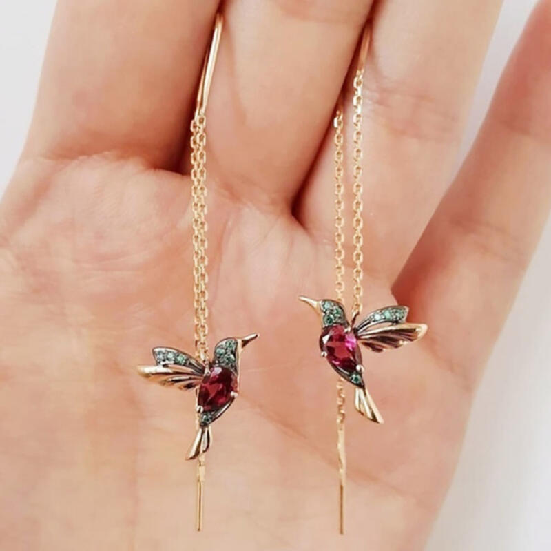 

2pcs Fashion Hollow Bird Animal Chain Retro Copper Pendant Earrings Woman Gift Banquet