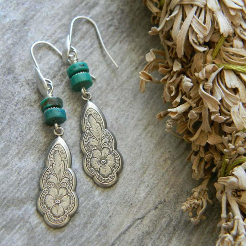 

2pcs Retro Geometric Copper Silvery Green Woman Pendant Earrings Gift Vacation