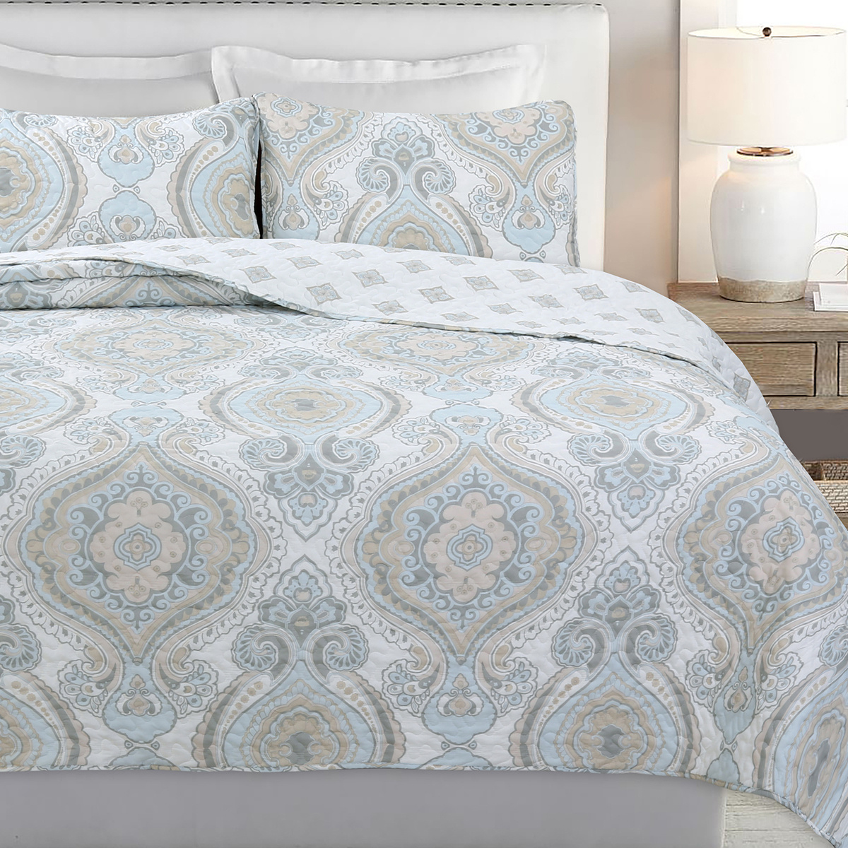 

Modern Medallion Sky Blue Tan Gray Brocade 3-piece Reversible Quilt Bedding Set, Lightweight Bedspread Coverlet For All Seasons