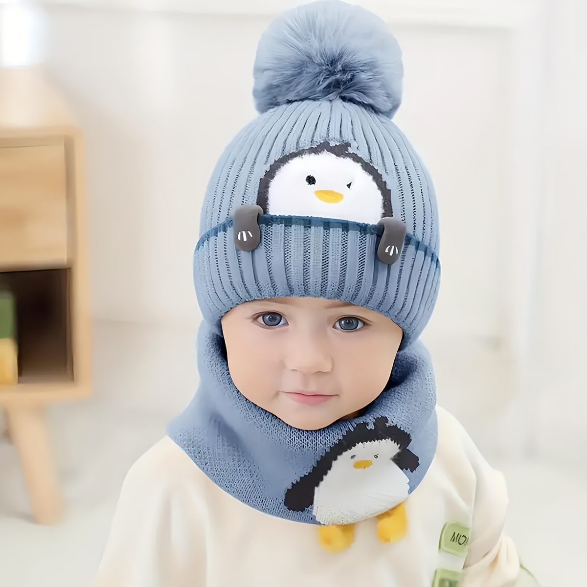 

Comfortable And Knitted Hat Strap With Cute Fluffy Balls And Ear Protection - Cotton With Boy's Animal Pattern - For Autumn And Winter