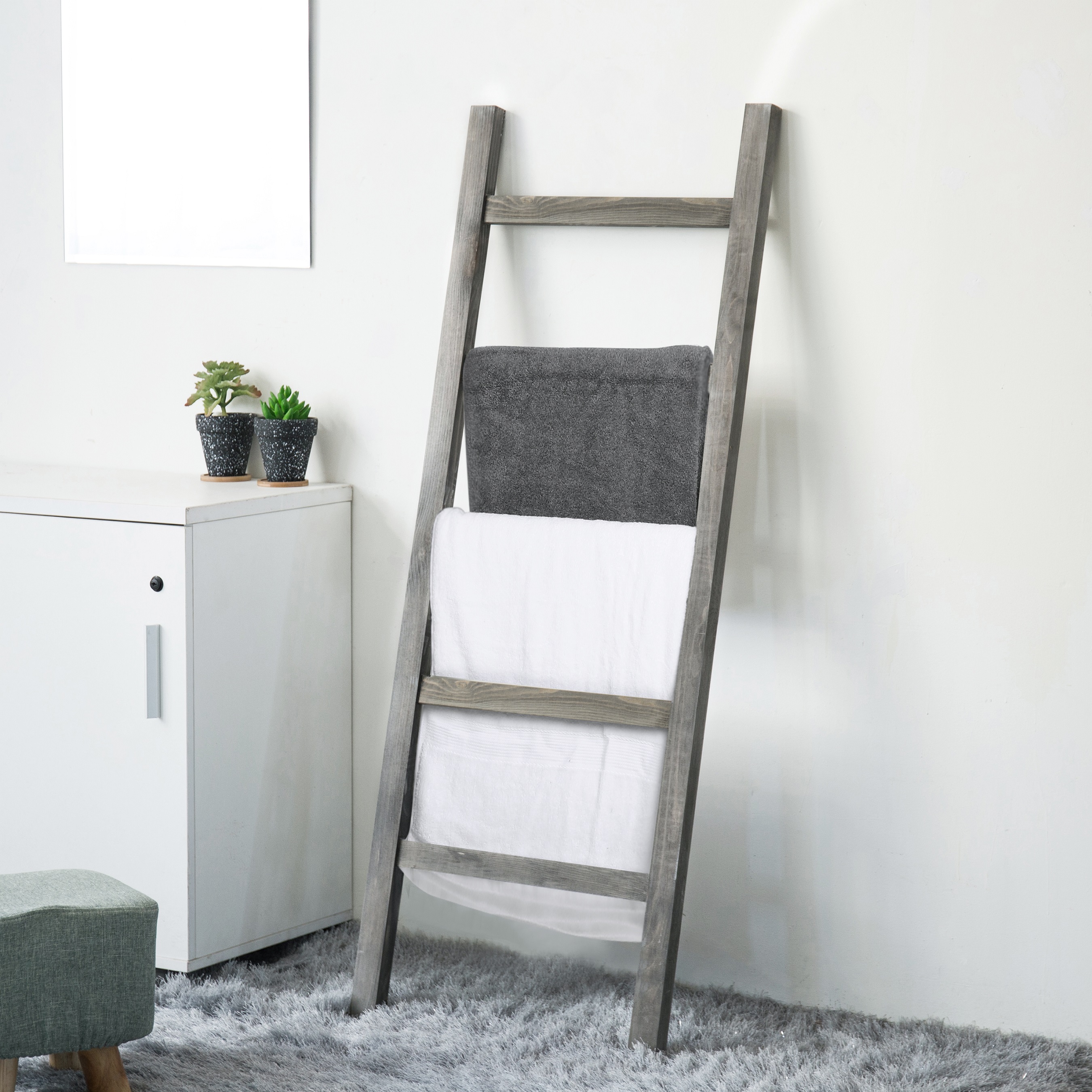 

Gray Wood Blanket Towel Ladder, 5-tier Wall Farmhouse Towel Quilt Rack