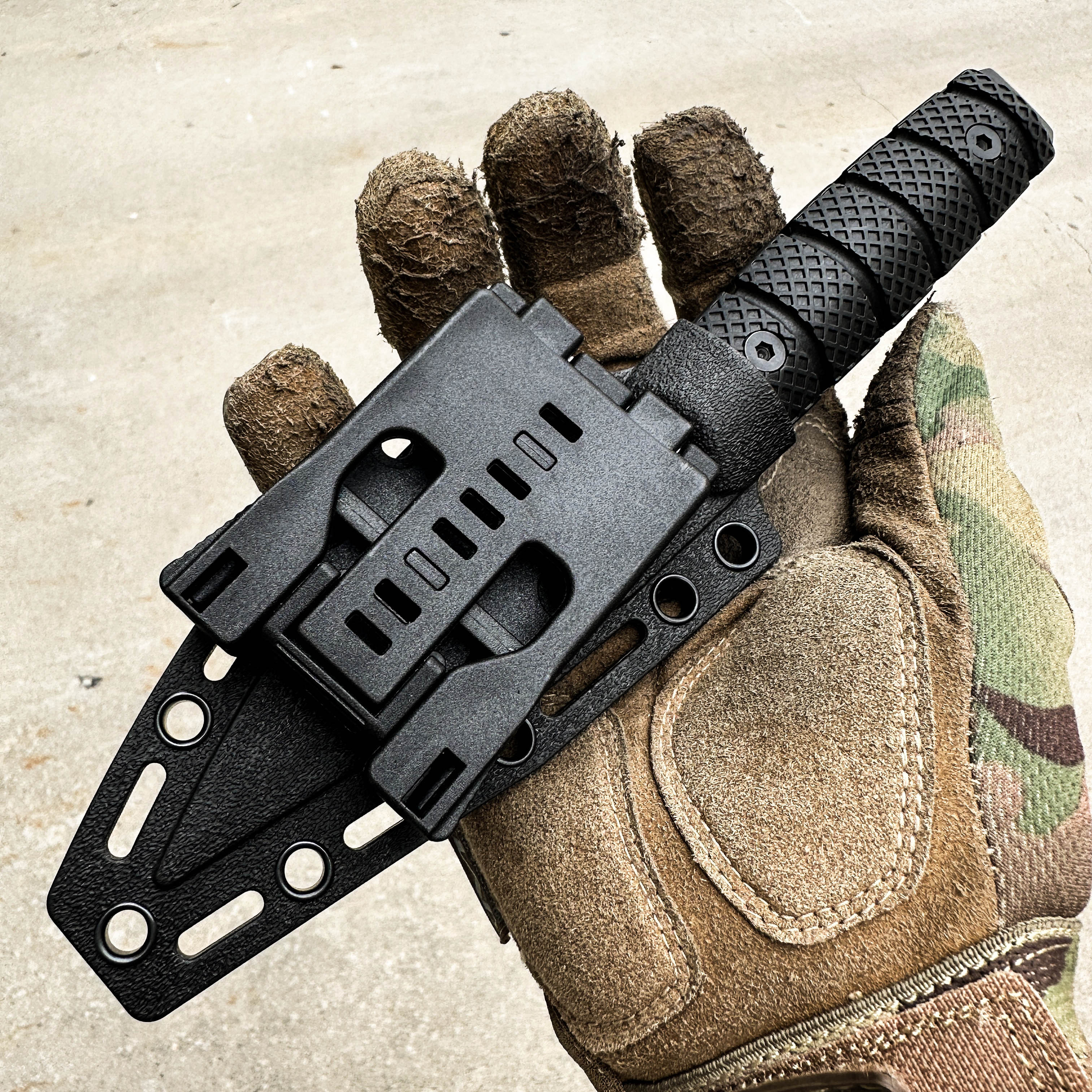   hunting       knife 9 full tang   camping   extra set of frn handle scales molle clip   carry