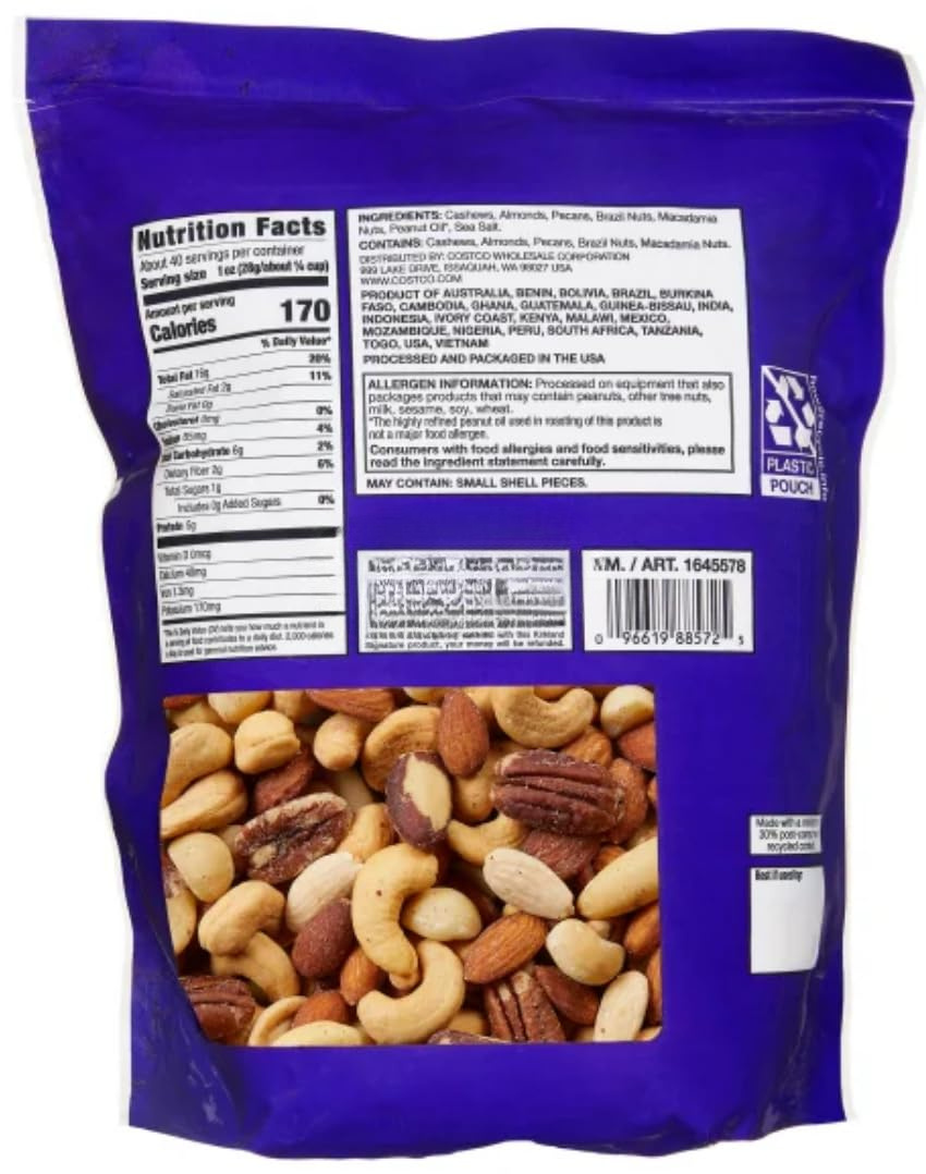 blend of       brazil nuts macadamias 40 oz resealable bag details 0