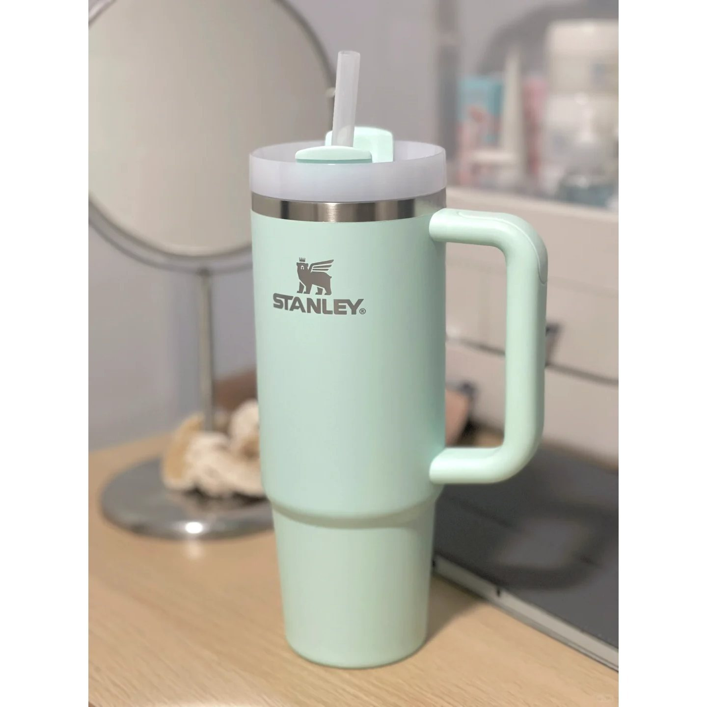 STANLEY Quencher H2.0 Tumbler with Handle and Straw 40 oz | Flowstate 3-Position Lid | Cup Holder Compatible for Travel | Insulated Stainless Steel Cup | BPA-Free | mint green