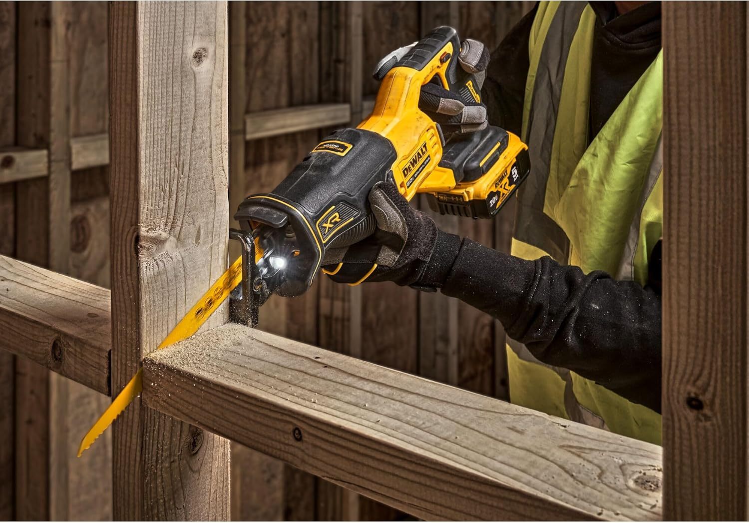 DEWALT 20V MAX* Reciprocating Saw, Cordless, 2-Finger Variable Trigger, Keyless (DCS382B)