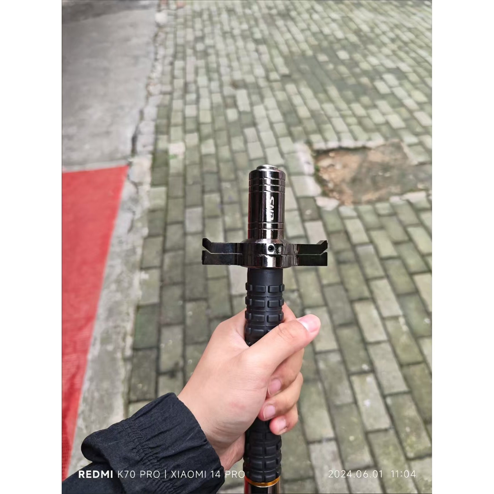 

Aluminum Hiking Poles For