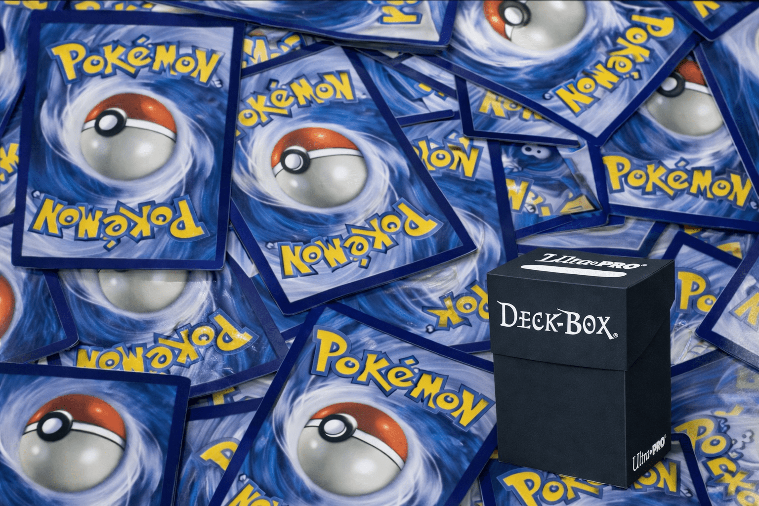 Pokemon 100 RANDOM Card Lot Including a Deck Box (Random Color)!