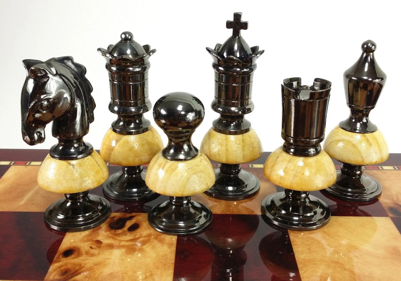 Classic Chess Men Set, Gold and Black Finish, No Board Included, Premium Metal and Resin Pieces, Ideal for Collectors and Chess Enthusiasts