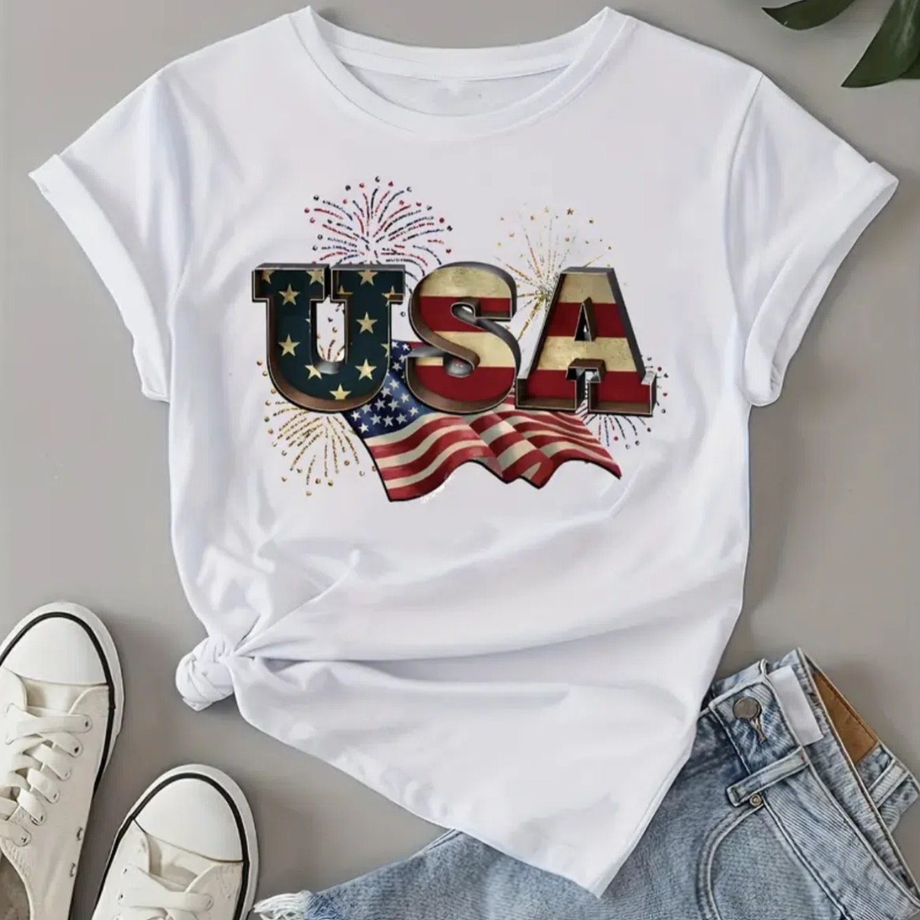 

Women's Chic Usa Flag Print Tee - Comfy, Casual Short Sleeve Crew Neck T-shirt For Everyday Wear & Stylish Layering