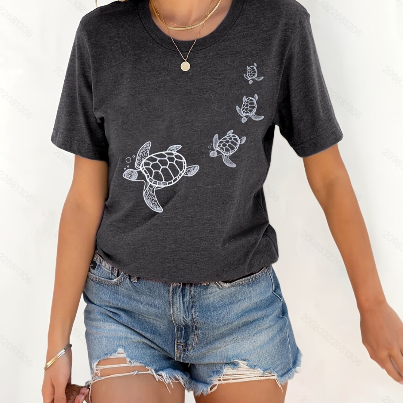 

Women's Chic Turtle Print Tee - Comfy, Casual Short Sleeve Crew Neck T-shirt For Everyday Wear & Stylish Layering