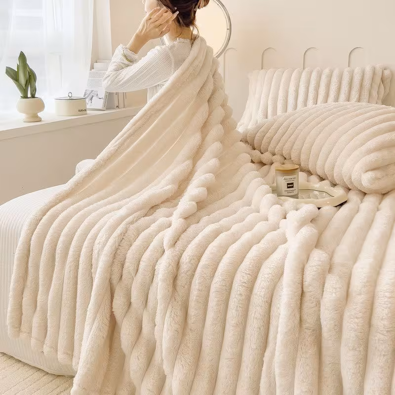 1pc thickened blanket soft and comfortable rabbit hair reversible blanket thermal fleece blanket nap blanket air conditioning blanket office outdoor camping gift blanket Product details 1