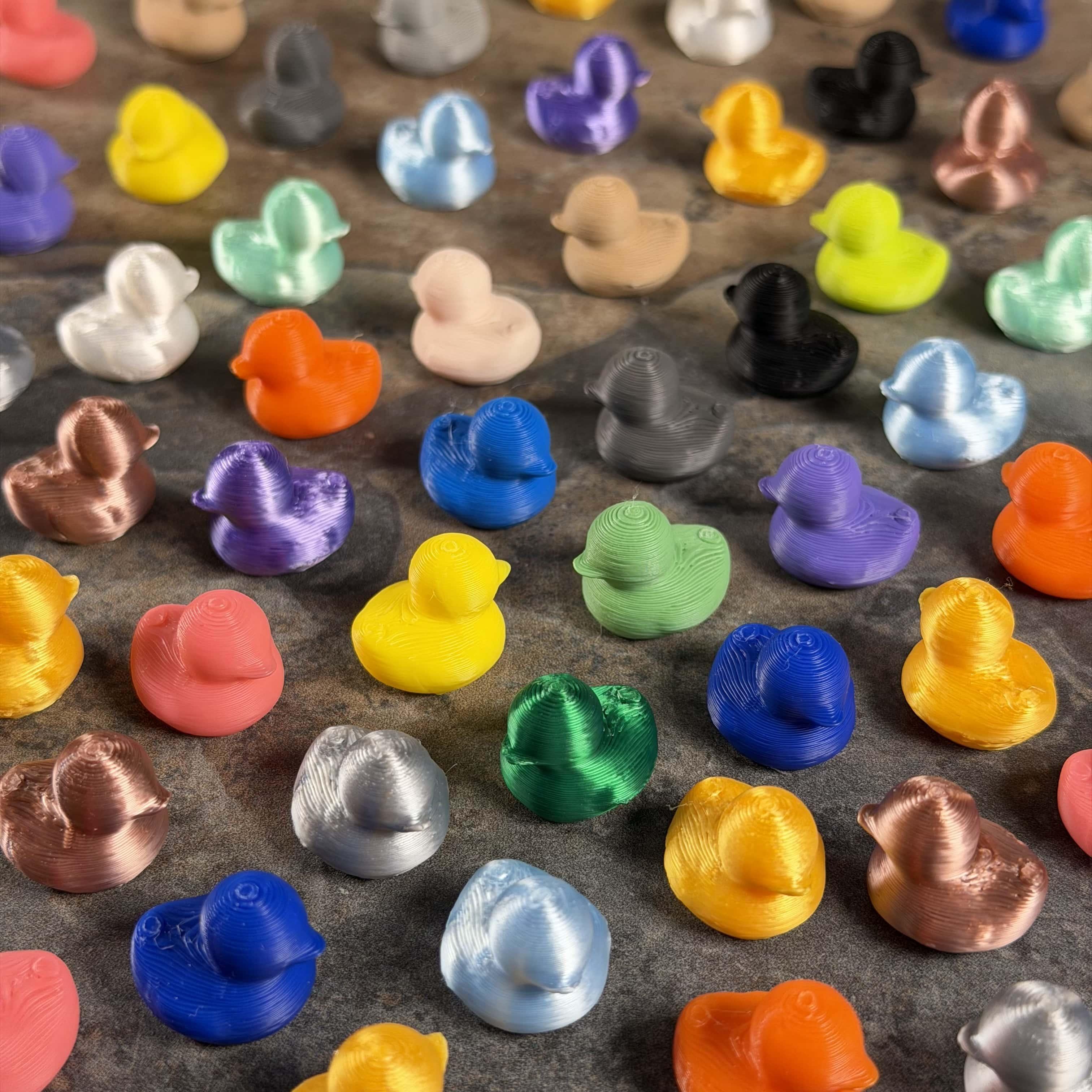 TEMU 100 Pcs Mini Duck Figures, Random Color Assortment, Small Colorful Duck Figurines For Party Favors, Desk Decor, Board Game Pieces And Collecting