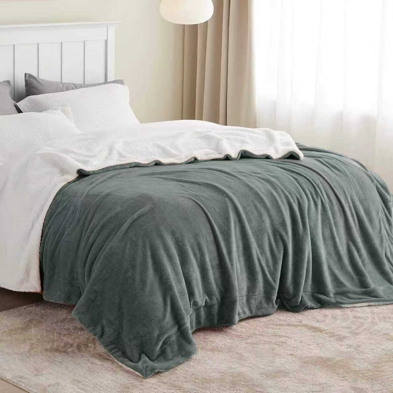 TEMU 1pc Ultra Soft Flannel Sherpa Blanket, Non-heated, Warm & Weighted Blanket For Bed Sofa , Multifunctional & Fuzzy Plush Throw As Perfect Gift,