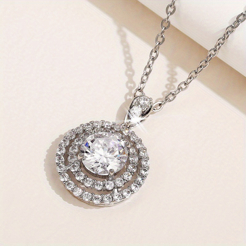 Timeless Pendant Necklace for Dates & Gatherings, Gift Idea