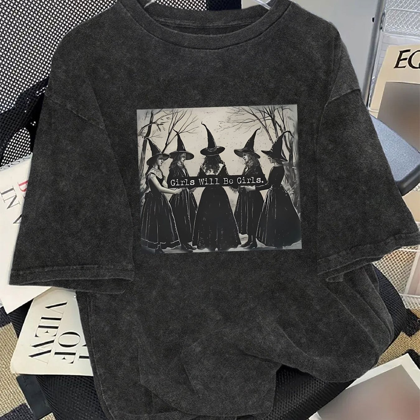 TEMU T-shirt délavé avec imprimé graphique d'horreur de sorcière d'Halloween, t-shirt délavé , t-shirt délavé vintage, facile à créer un style