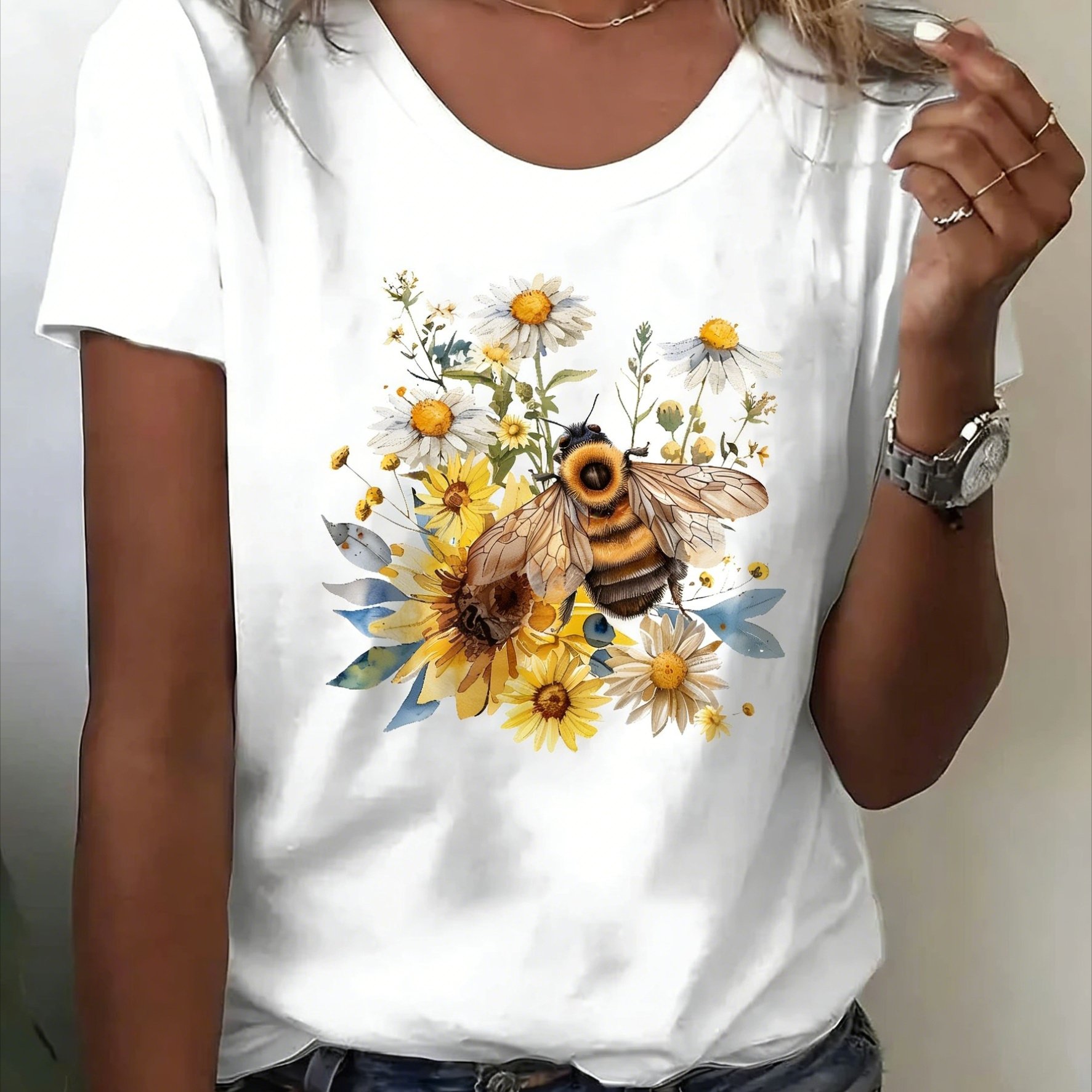 TEMU Floral Unisex T-shirt (bee And Sunflower Design) – White Short-sleeve Relaxed Fit -inspired Print, Casual Essential For | Beauty T-shirt | Soft